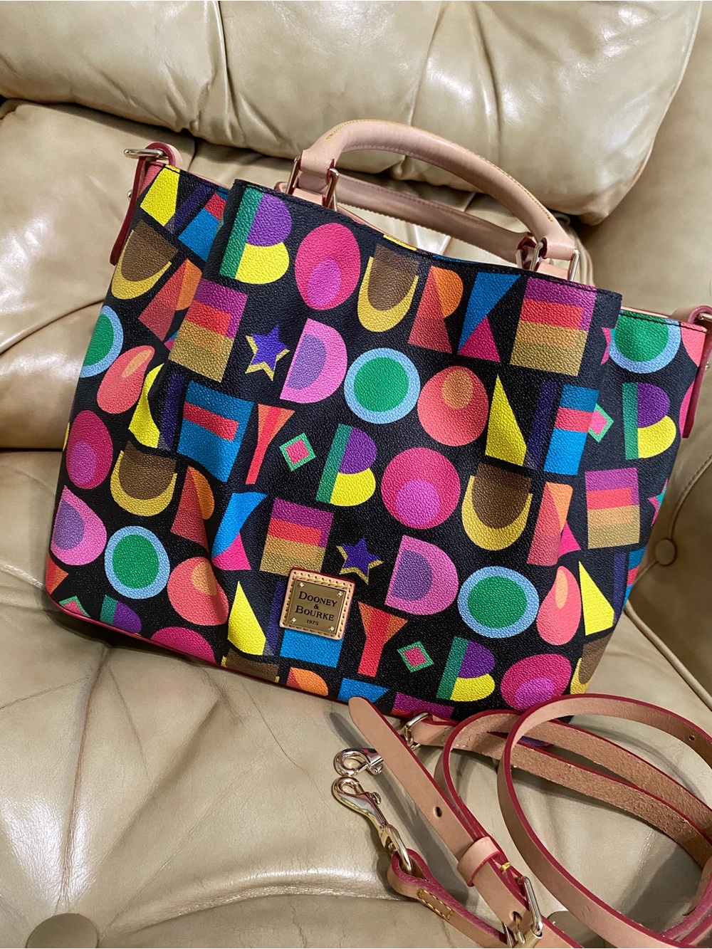 LKNW Dooney & Bourke Large Art Deco Brenna Satchel Black Colorful Lettering